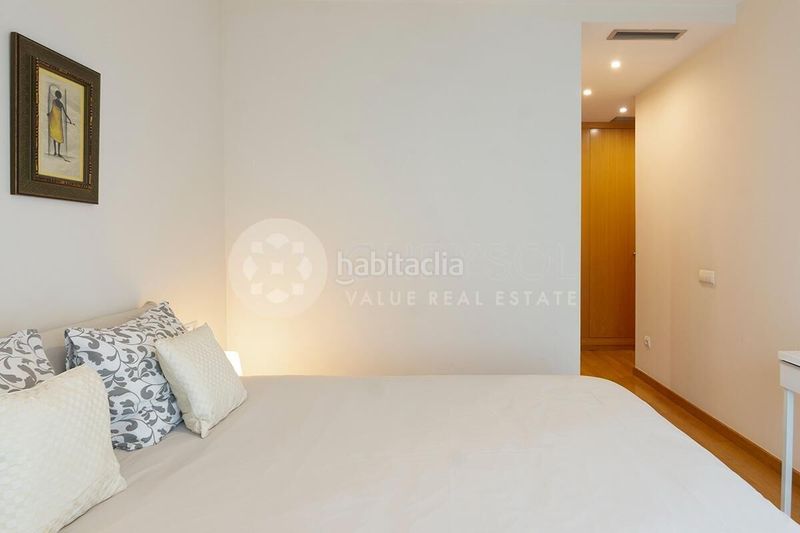 Foto 0a2f22ca-9dfd-488f-88a6-f52973798efc. Pis a Sant Antoni Barcelona