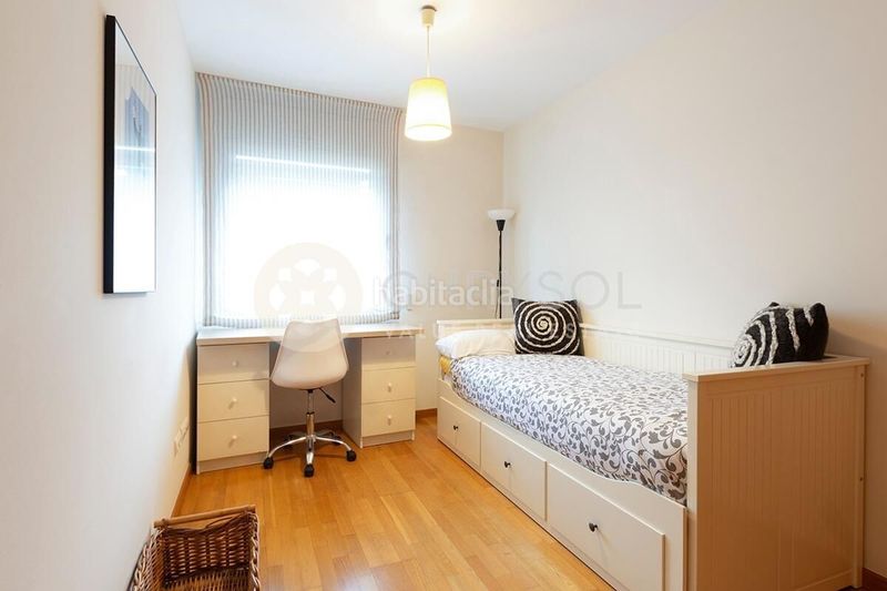 Foto 33d9cbc9-fa6b-4cb3-9bbf-0a158c3aef61. Pis a Sant Antoni Barcelona