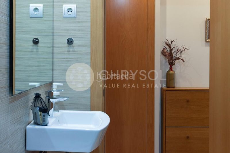 Foto 65189548-ef61-4f5b-bd8d-70baeeee5958. Pis a Sant Antoni Barcelona