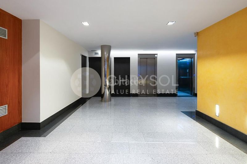 Foto 6d9dea63-44ee-4dbd-a08d-b5f92c4e7de5. Pis a Sant Antoni Barcelona