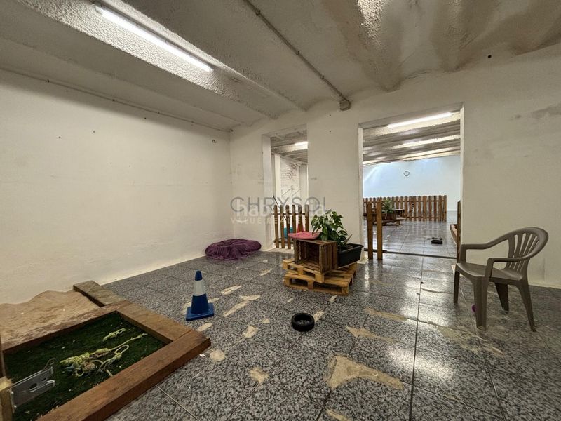 Foto 571e30a0-cf5e-46bf-bbf0-bea7f08f5250. Local comercial a Sant Antoni Barcelona