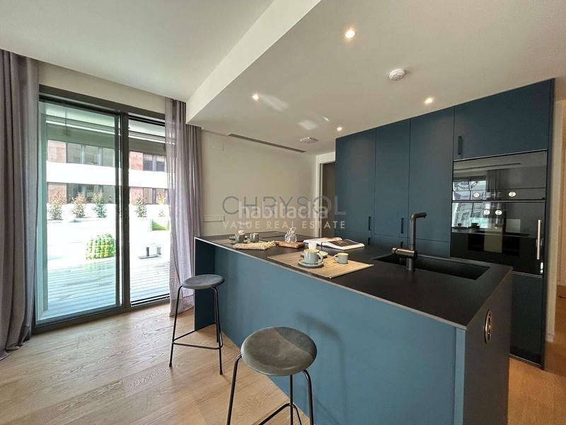 Foto ef094b75-4b56-447d-b2a3-e66a7a4f262a. Pis amb piscina a Vila de Gràcia Barcelona