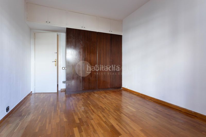 Foto a1adbecf-9ea7-41a2-bf7d-2bd3b985215e. Pis a Sarrià Barcelona