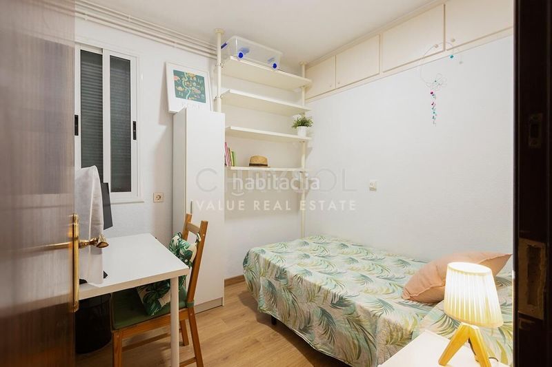 Foto 4a2d6324-de9b-4c02-80e9-bb1ebab79457. Pis amb calefacció a Sagrada Família Barcelona
