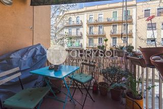 Pis  Valencia. Acogedor piso de cuatro dormitorios, ideal familias.