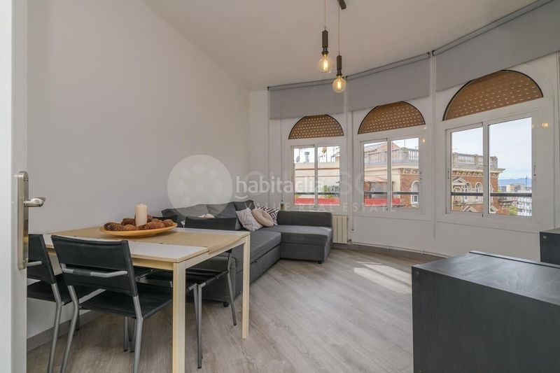 Foto 56f2eb0a-e72f-48fa-83ae-4c24fbfdf7bc. Àtic a Font de la Guatlla Barcelona