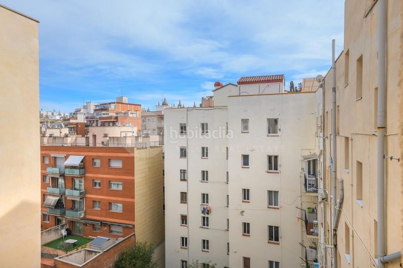 Foto e5e93a91-7315-4ed2-baee-5697f7dba1ef. Àtic a Font de la Guatlla Barcelona