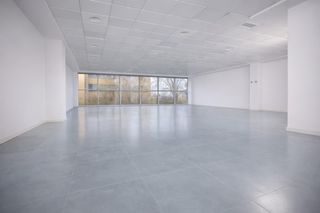 Oficina  Avenida avinguda corts catalanes. Oficina en venta en el complejo empresarial trade center de sant