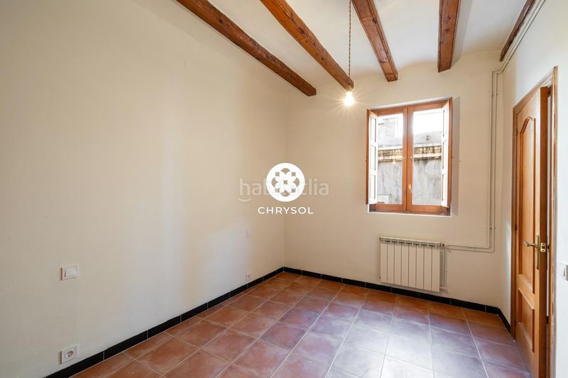 Foto 64423fee-8238-4997-9061-9c25403d2c71. Pis amb calefacció a Gòtic Barcelona