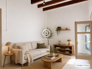 Etagenwohnung  Carrer sargelet. Planta baja exterior de 82 m2 a reformar con vigas vistas en fin