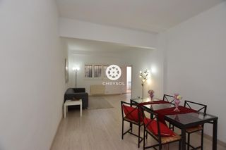 Oficina  Sant elies. Planta baja con terraza en venta en sant gervasi.