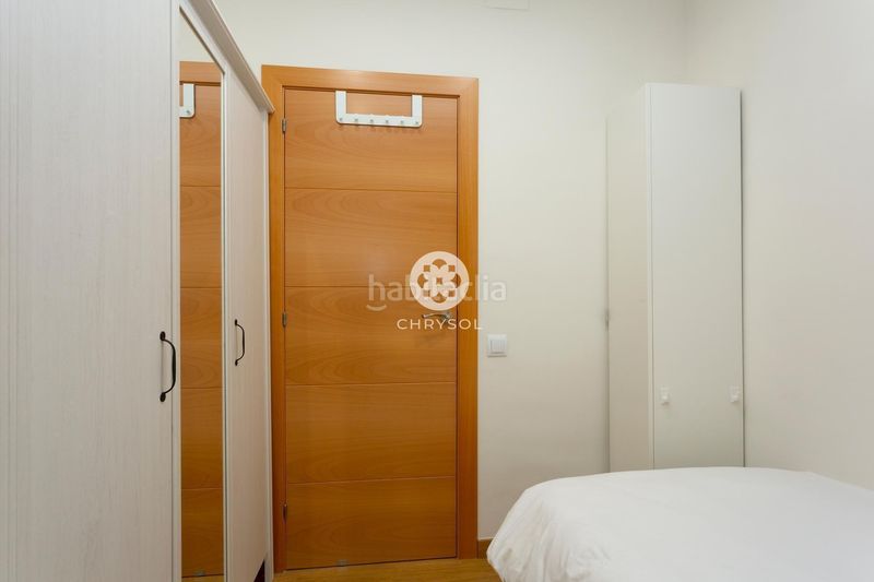 Foto 1a540b82-36df-4e13-abd5-a817dd4855d3. Pis amb calefacció a Sant Antoni Barcelona