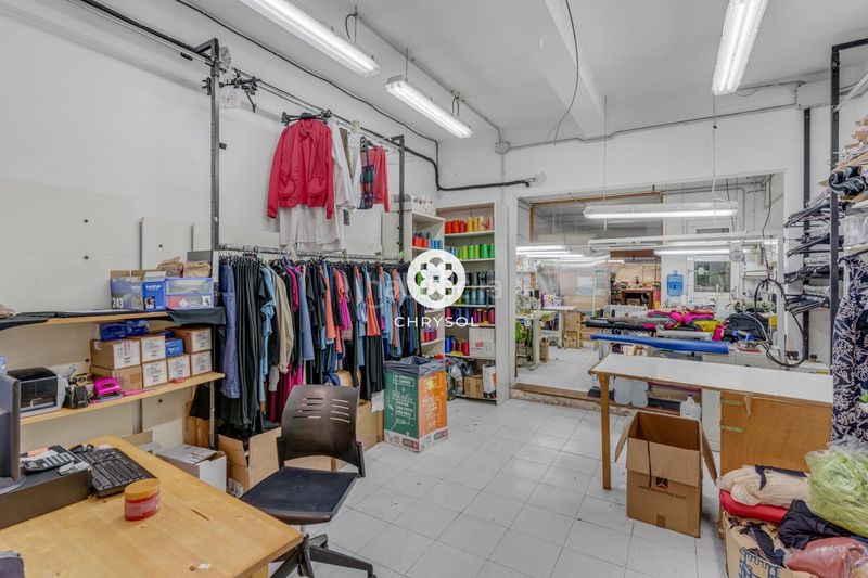 Foto 1085d384-8782-439a-b2a6-13f390486d16. Local comercial a Vila de Gràcia Barcelona