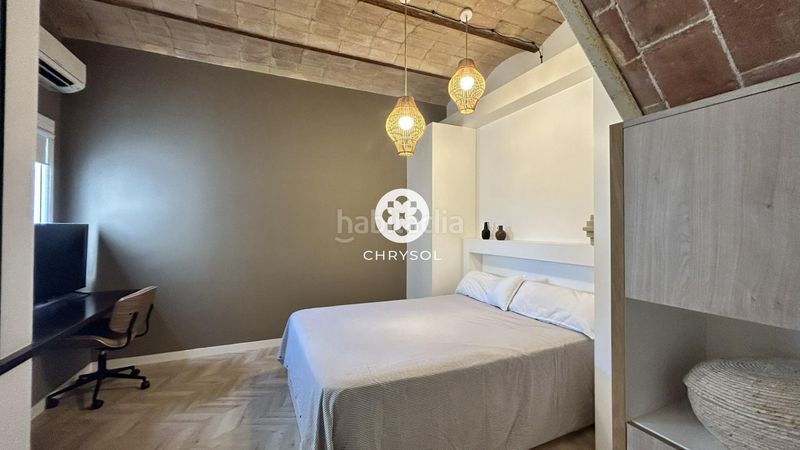 Foto 006278e7-cde8-432a-ac31-7439579423b4. Àtic amb calefacció a Dreta de l´Eixample Barcelona