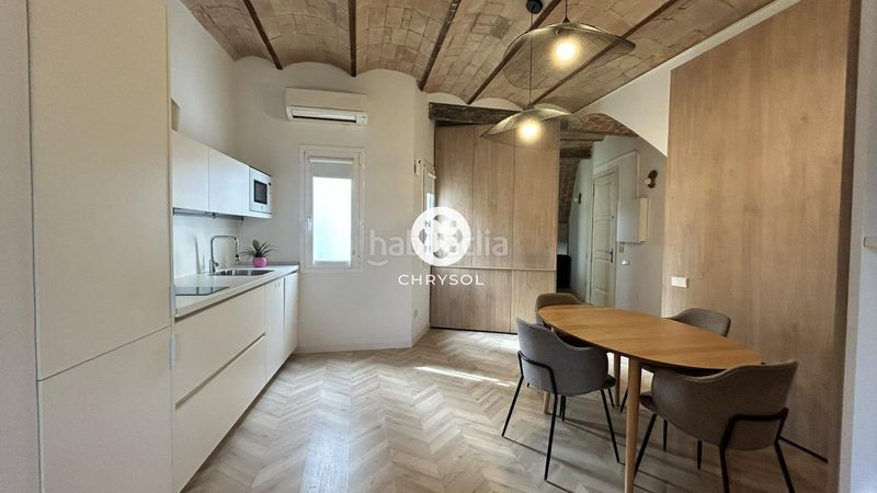Foto 46daae1f-7c20-4821-98b1-a19b2334b724. Àtic amb calefacció a Dreta de l´Eixample Barcelona