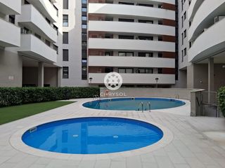 Pis  Calle gonçal pons de. Vivienda de obra nueva con terraza, piscina, gimnasio, parking y