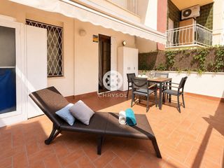 Appartement  Viladomat. Piso con terraza de 25 m2 en viladomat