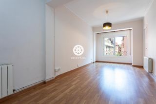Pis  Granja. Piso en excelente estado en gràcia.