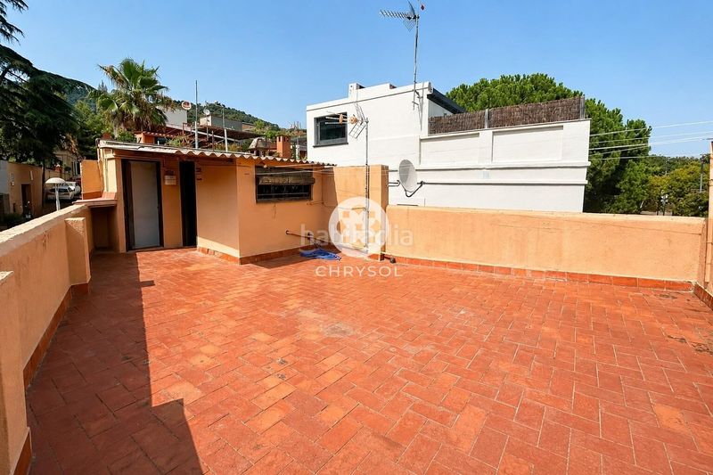 Foto 210e7758-f48d-43fa-b44e-ae6d4b82919d. Casa amb calefacció a Sant Gervasi - Bonanova Barcelona