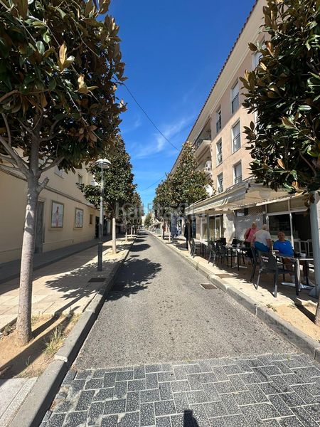 Foto cd2391ae-a153-41d6-9fd8-2d24f4002963. Local comercial a Port - Horta de Santa Maria Cambrils