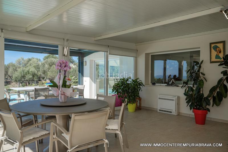 Foto cb462304-19a9-4741-8259-a5c13545c79e. Chalet magnífica villa reformada rodeada de naturaleza en Palau-saverdera