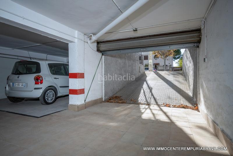 Foto 04676e27-806c-47c0-a4c4-59b779f4940e. Ático magnífico apartamento con terraza muy amplia en Empuriabrava