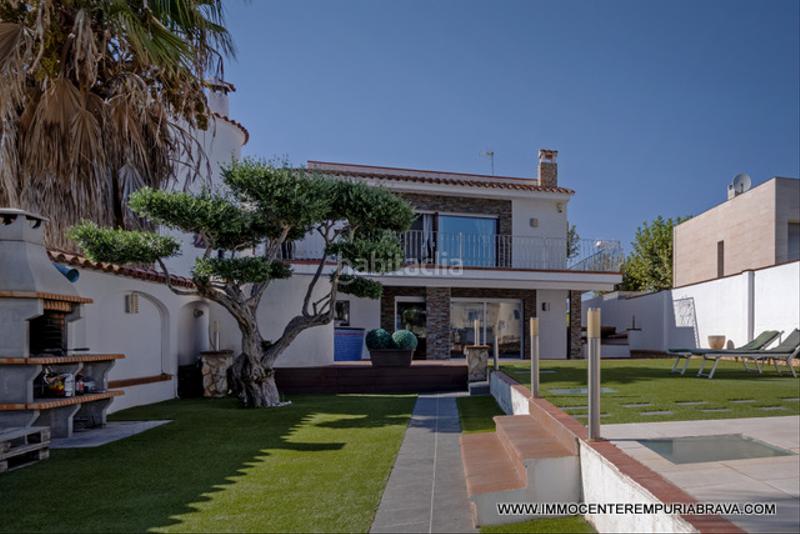 Foto 1004e078-e73d-457c-935c-d5395889b636. Chalet avec parking piscine dans Tordera - Fluvià - Llobregat Empuriabrava