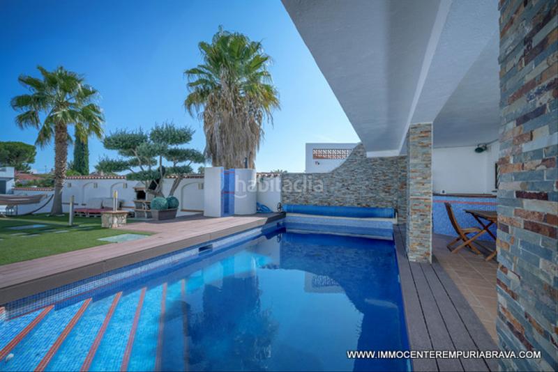 Foto 14e4cba8-d634-4ce3-9cb1-ed49e933f5e7. Chalet avec parking piscine dans Tordera - Fluvià - Llobregat Empuriabrava