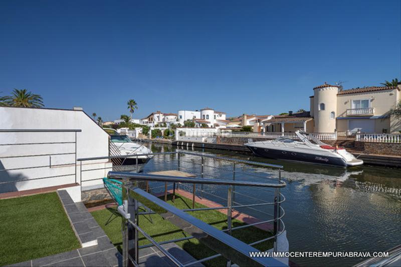 Foto 36184e92-9b46-4dd9-98d8-555d141a4f81. Chalet avec parking piscine dans Tordera - Fluvià - Llobregat Empuriabrava