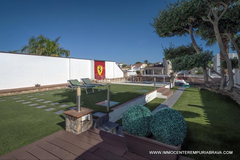 Foto 4904eedf-0a12-4d98-8065-d4f50dc2a2b6. Chalet avec parking piscine dans Tordera - Fluvià - Llobregat Empuriabrava