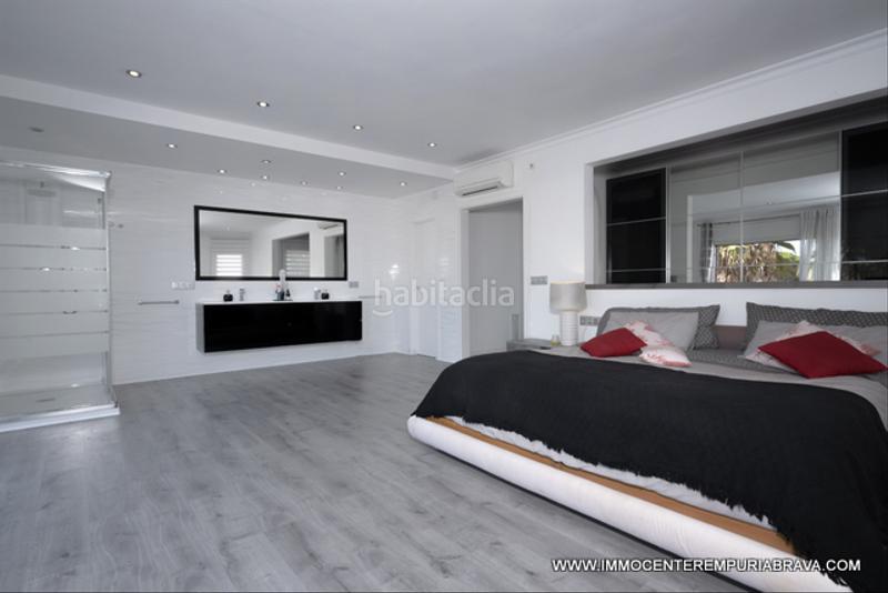 Foto c25e0cb8-1733-46e4-9dfd-20ac99eac5cc. Chalet avec parking piscine dans Tordera - Fluvià - Llobregat Empuriabrava