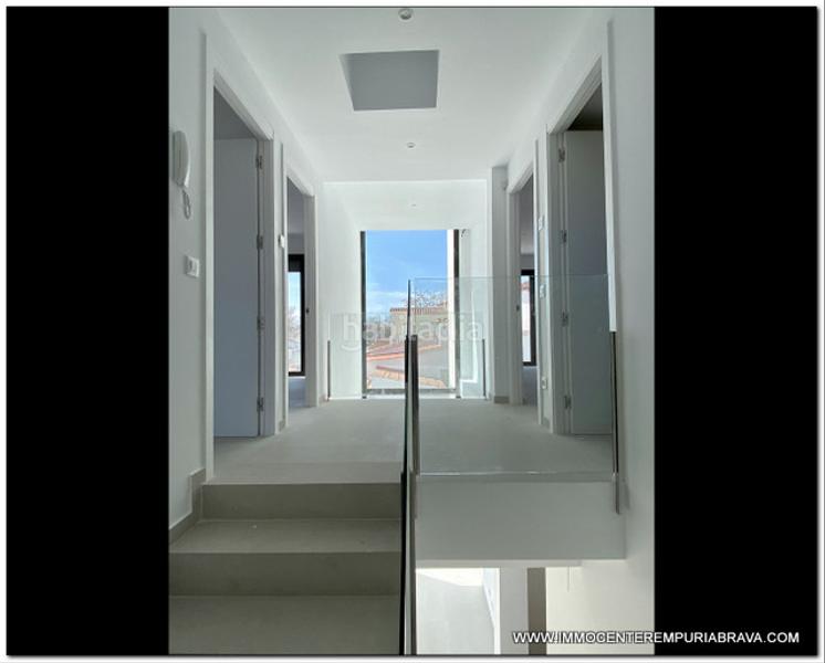 Foto 48fa30f4-ddb3-4b8f-b761-7b047da9e46f. Chalet nueva villa de lujo cerca de la playa en Requesens Empuriabrava