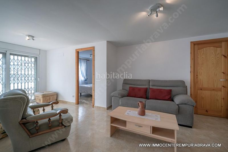 Foto 4ab0c905-7680-41fa-8a25-c004ff2f7a88. Pis amb aparcament a Nord Roses