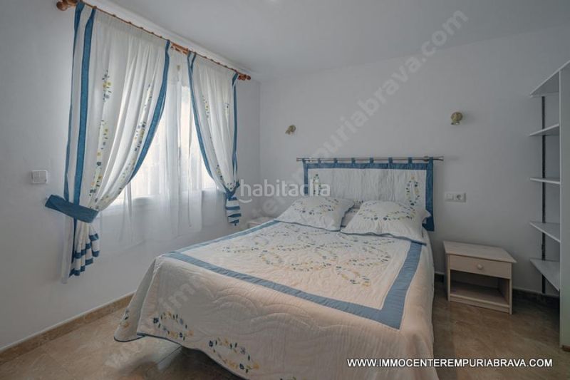 Foto 7db05e35-f53b-4cac-9cd4-e91d68f399a3. Pis amb aparcament a Nord Roses