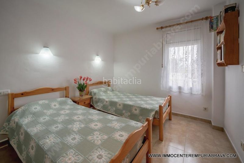 Foto ab4e4295-2554-4bac-afe3-e3ac6cd99075. Pis amb aparcament a Nord Roses