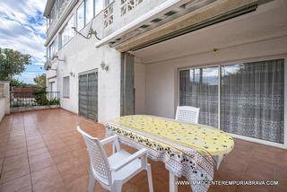 Planta baixa a Nord. Magnífico piso situado en roses