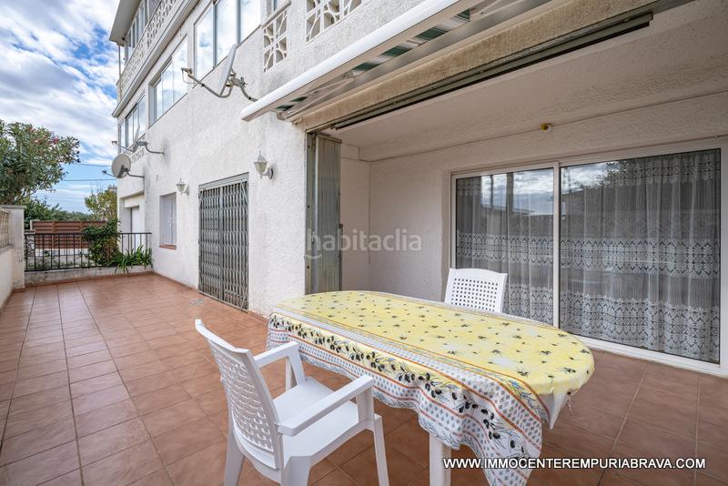 Foto 8bcbfb3d-84b6-4b65-8336-8f2547577626. Planta baja magnífico piso situado en Nord Roses
