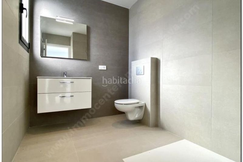 Foto 49a3c0a0-c78d-4819-8c51-da3df02ff0f4. Xalet a Requesens Empuriabrava