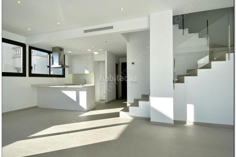 Foto f9bc0190-e25e-475a-8f26-7025b2710971. Xalet a Requesens Empuriabrava