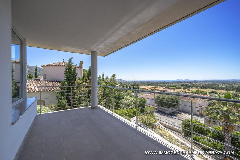 Foto 96e5dbcd-3417-4274-ac5a-58fc64862a00. Chalet sublime villa de lujo situada en un entorno privilegiado en Empuriabrava