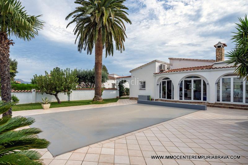 Foto 97aeb608-4c80-4f24-a5d1-f5b799553616. Chalet avec chauffage parking piscine dans Tordera - Fluvià - Llobregat Empuriabrava