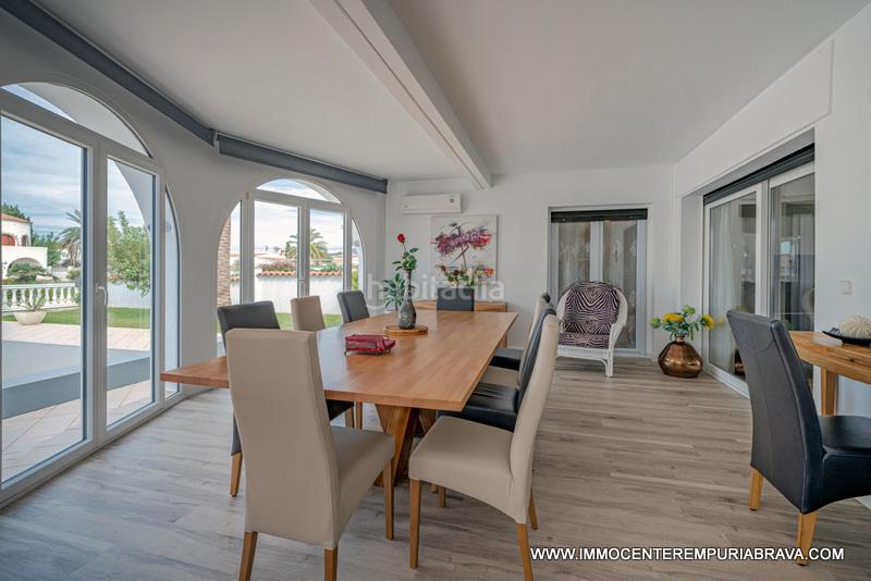 Foto b22fd2ef-0662-4368-8506-5563341f4253. Chalet avec chauffage parking piscine dans Tordera - Fluvià - Llobregat Empuriabrava