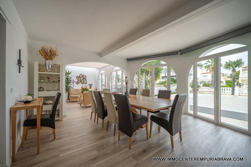 Foto c007ecb2-6d42-4b46-8a78-8ab441af0f63. Chalet avec chauffage parking piscine dans Tordera - Fluvià - Llobregat Empuriabrava