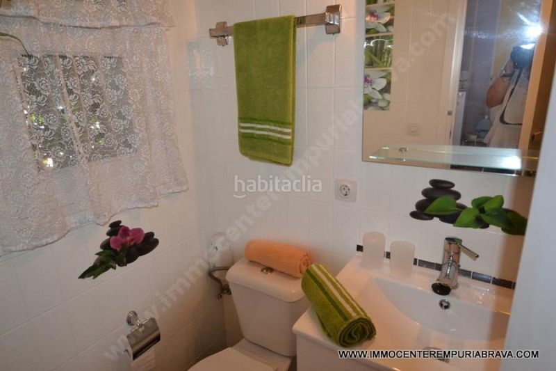 Foto 50ed424e-a14a-4ee0-9b00-9f76777d3a73. Xalet a Carmençó Empuriabrava