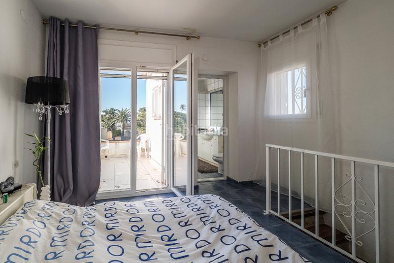 Foto 82fc1e93-91c7-4bd7-813d-fd8e330a171f. Chalet hermosa villa de estilo loft en el gran canal y amarre en Empuriabrava