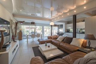 Xalet a Tordera - Fluvià - Llobregat. Hermosa villa de estilo loft en el gran canal y amarre