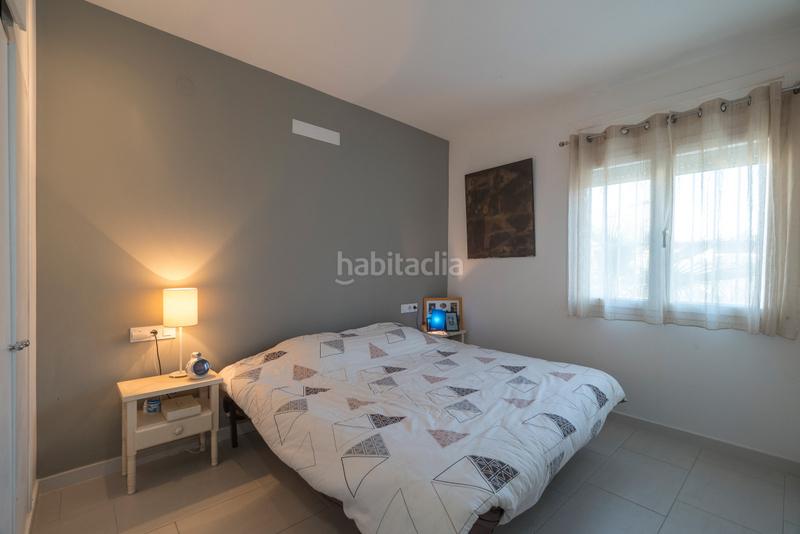 Foto d5b9f617-5fd9-4864-bb59-0784e8181e16. Chalet hermosa villa de estilo loft en el gran canal y amarre en Empuriabrava