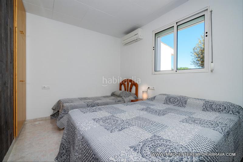 Foto 46467c7d-83ea-42c6-aad9-03aa516e8eb5. Chalet avec chauffage piscine dans Moxó - Sant Mori Empuriabrava