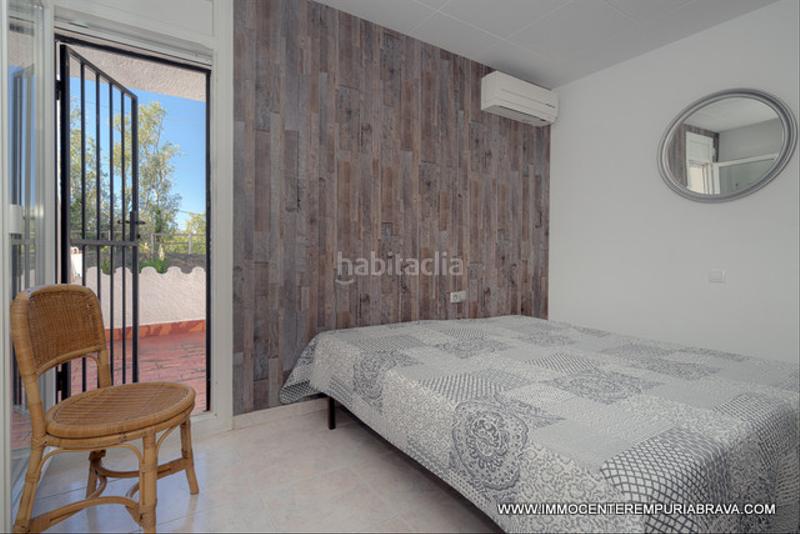 Foto 526125bc-c93f-4a6a-a357-d96bbf2a79d1. Chalet avec chauffage piscine dans Moxó - Sant Mori Empuriabrava