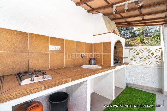 Foto a69bbb89-db2d-41b4-8e3a-2e7ddebadd3d. Xalet amb aparcament a Carlit - Montseny Empuriabrava